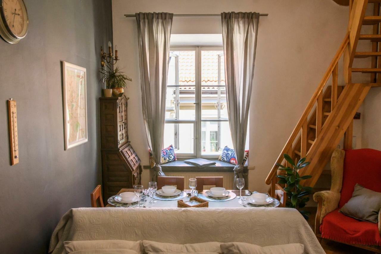 Old Town Folk Apartment Warszawa Eksteriør bilde